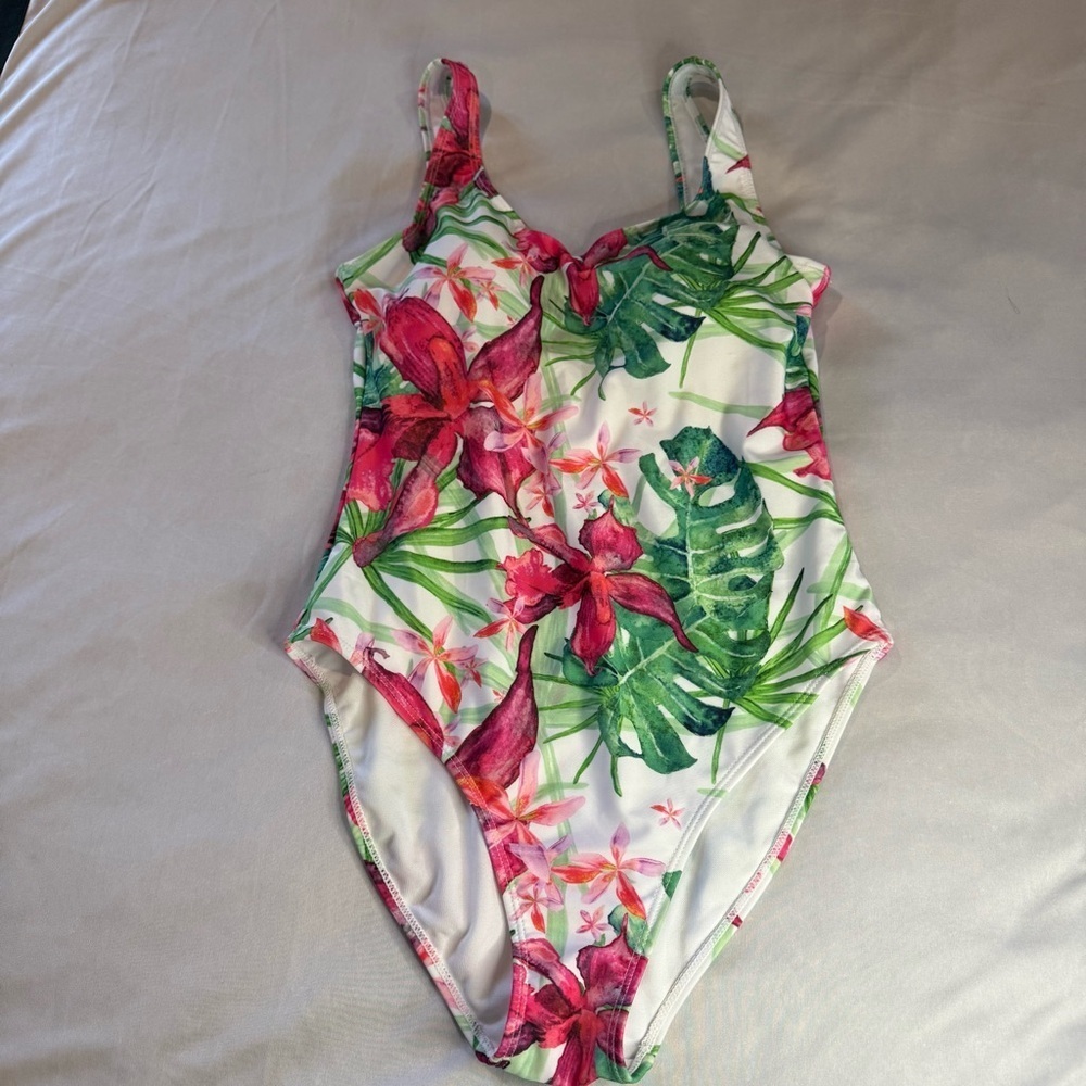 Nicole Miller Bathing Suit, Lagoon Floral Scoop Back, One Piece Women's Sz M